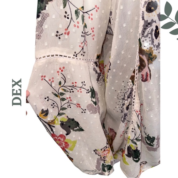 🛍️3/$40 DEX Sheer Floral Open | Tie Front Tassel Top | Boho Romantic Cream | 2X - Picture 5 of 9